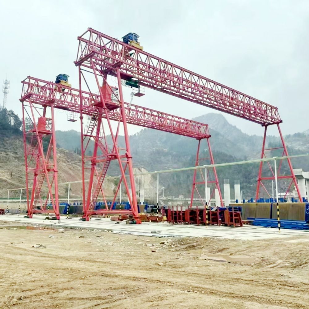 河南路橋門機(jī)租賃、提梁機(jī)、移梁機(jī)、地鐵出渣機(jī)出租、安裝搬遷維修