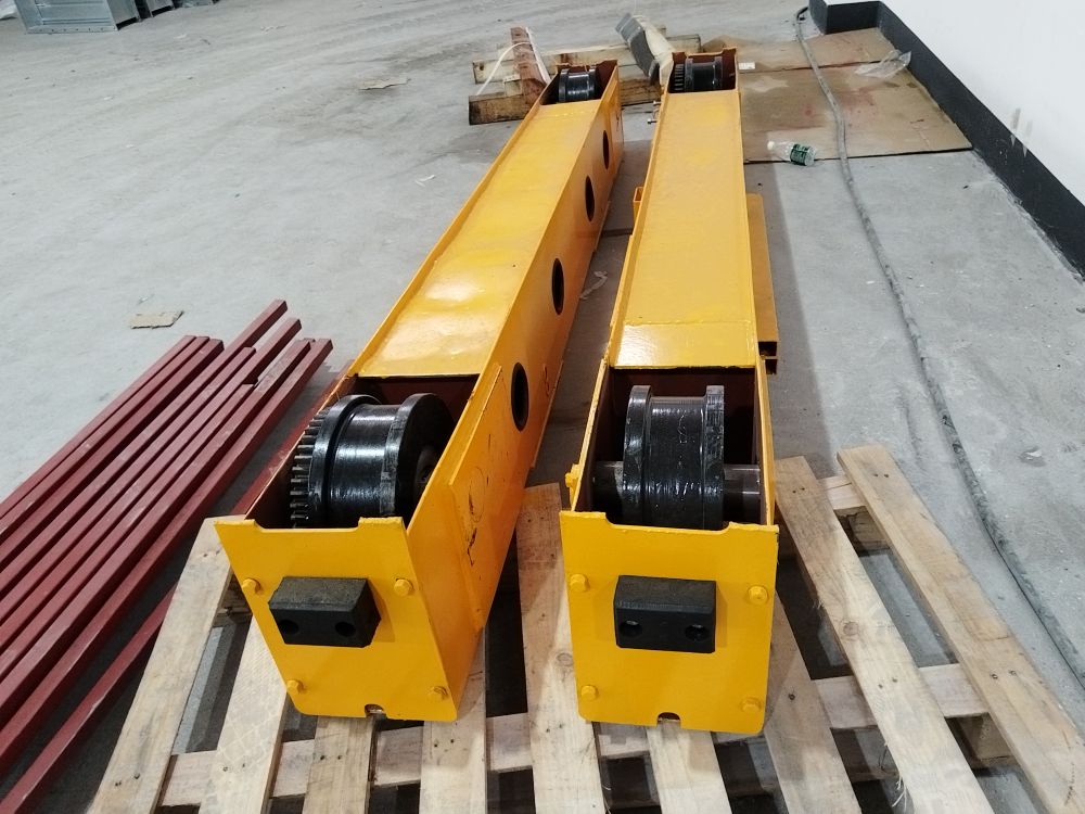 起重機(jī)端梁、LDA/LH起重機(jī)端梁、大車運(yùn)行車輪組機(jī)構(gòu)