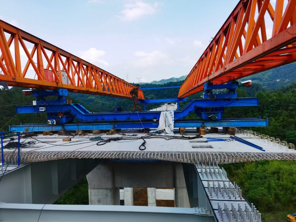 貴州貴陽架橋機、架橋機型號、參數(shù)、生產(chǎn)廠家、租賃出租價格