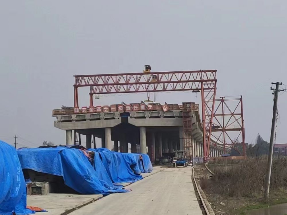 河南路橋門機、架橋提梁龍門吊、門式起重機