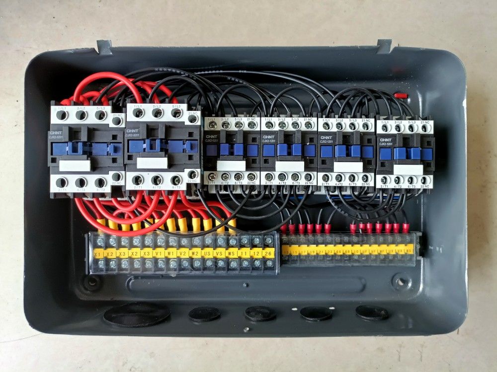 電動葫蘆控制電器箱、葫蘆電控箱、CD/MD/HC型電氣控制箱