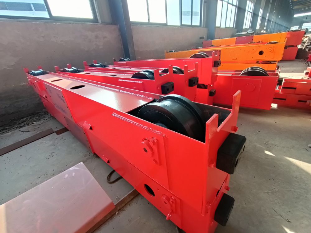 起重機(jī)端梁、起重機(jī)大車運(yùn)行機(jī)構(gòu)、起重車輪組生產(chǎn)廠家、型號(hào)、價(jià)格
