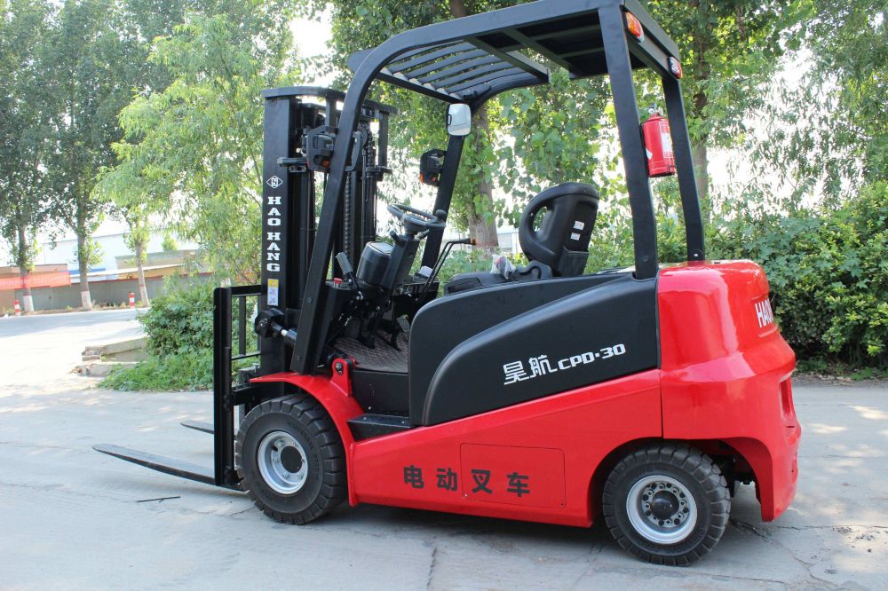 鋰電叉車在使用的過程中，有哪些注意事項？