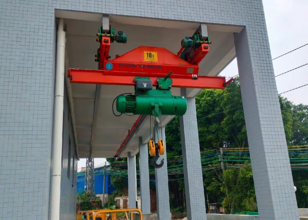 重慶起重機、LX型10噸電動單梁懸掛起重機