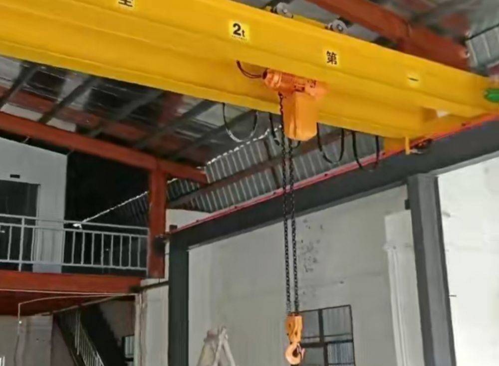 電動(dòng)葫蘆橋式起重機(jī)、雙梁吊機(jī)、天車制造安裝維修