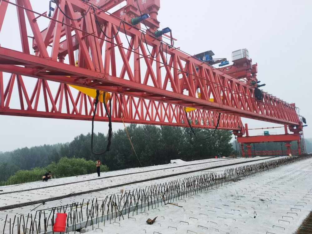 山東提梁機(jī)、鐵山架橋機(jī)-山東東營起重機(jī)廠家銷售