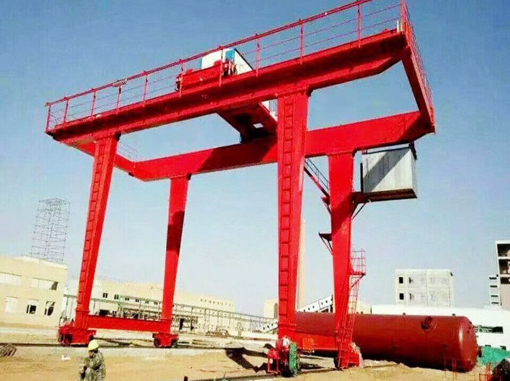 山東東營(yíng)龍門(mén)吊、豫中雙梁門(mén)式起重機(jī)廠家銷(xiāo)售
