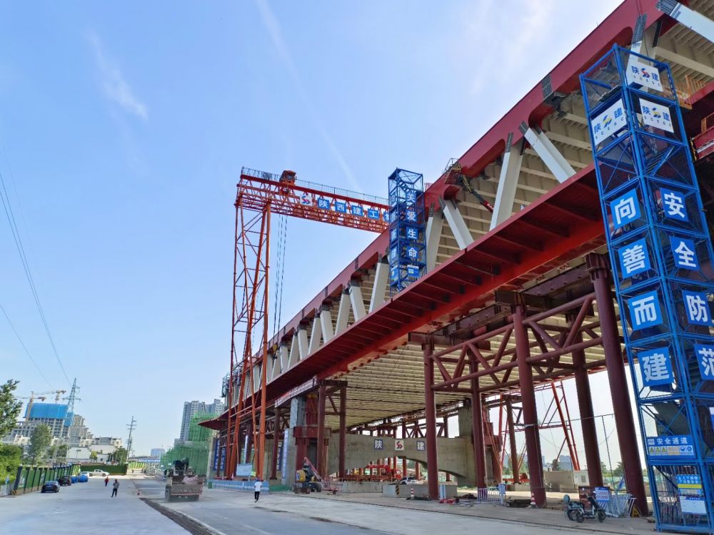 MG桁架雙梁門(mén)式起重機(jī)、路橋門(mén)機(jī)生產(chǎn)廠家、產(chǎn)品報(bào)價(jià)