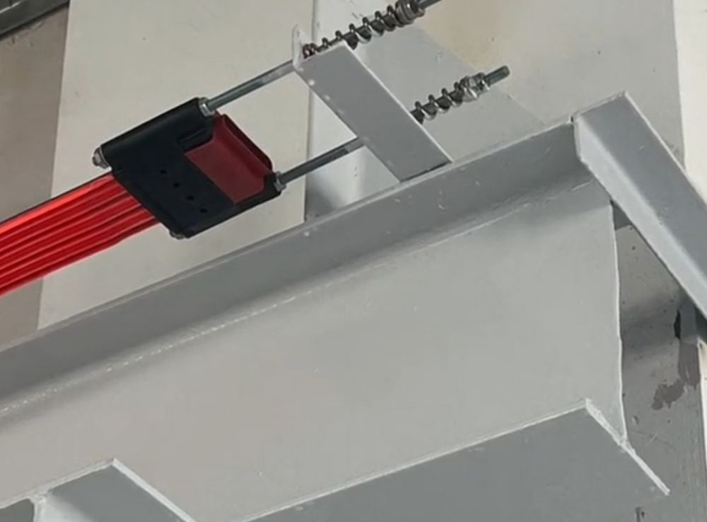 無接縫滑觸線、安全滑導(dǎo)線電軌、拉緊器廠家、價格