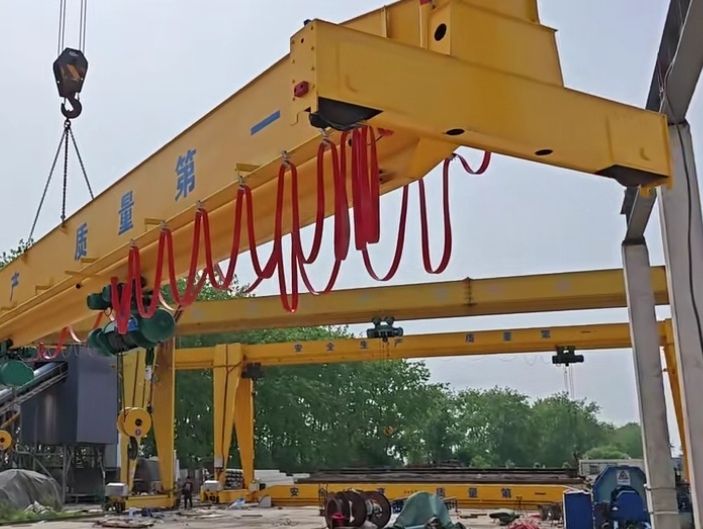 起重機(jī)專(zhuān)用電纜線、圓形/扁形電纜線、行車(chē)拖纜線
