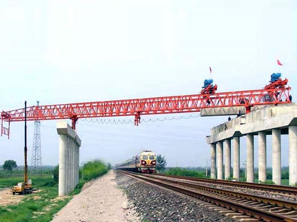 路橋門機(jī)廠家、工程門式起重機(jī)、提梁機(jī)、龍門吊租賃、安裝搬遷維修