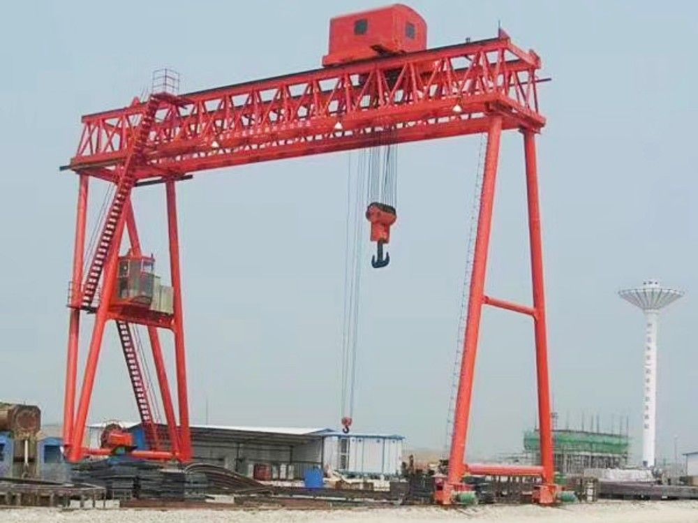 路橋門機(jī)、提梁機(jī)、移梁機(jī)、工程龍門吊設(shè)計(jì)制造、租賃出租、安裝維修