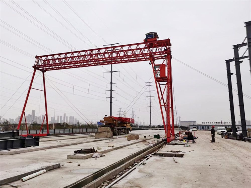 工程龍門吊、提梁機(jī)廠家銷售、型號(hào)參數(shù)、安裝搬遷維修、租賃出租