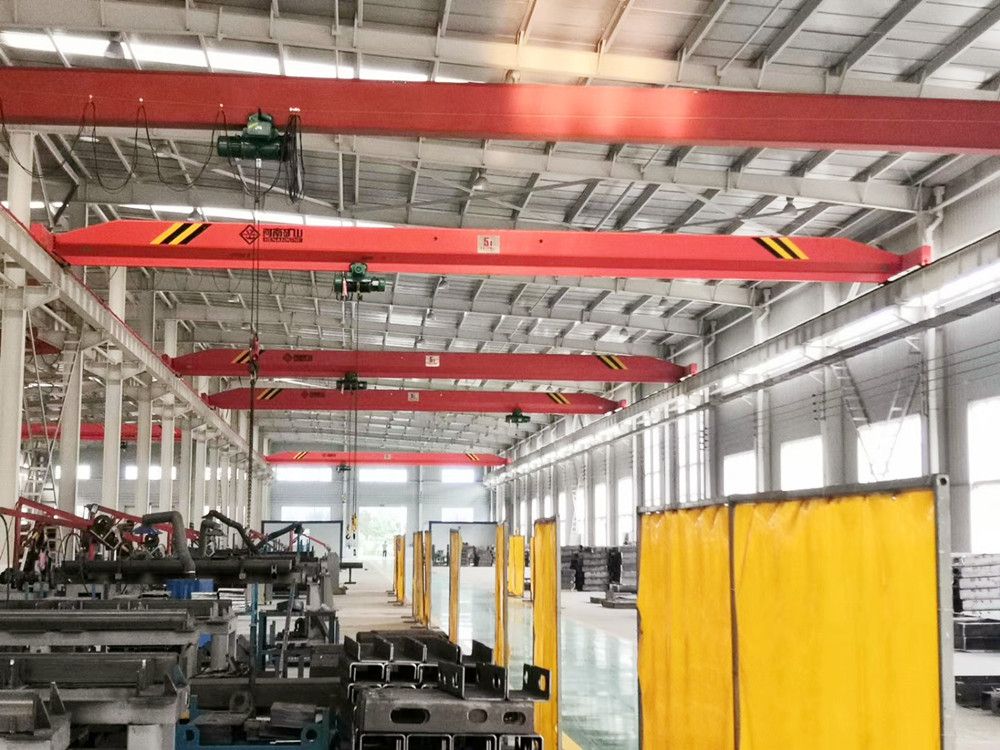 河南礦山起重機(jī)、安陽起重機(jī)、LDA型電動(dòng)單梁起重機(jī)廠家報(bào)價(jià)