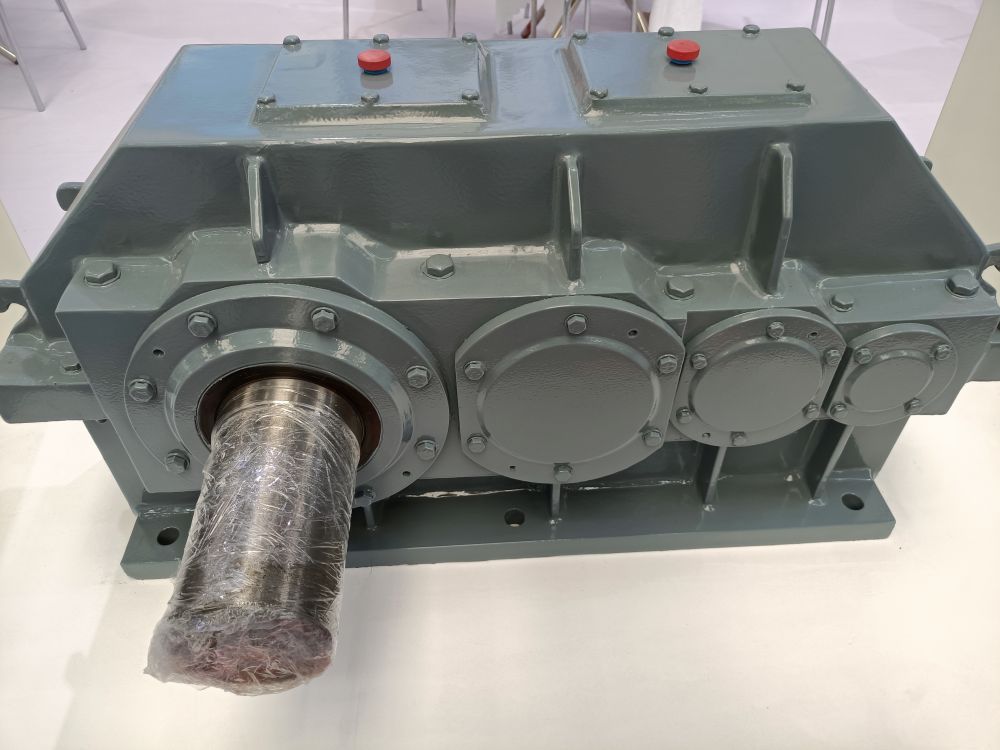 減速機(jī)廠家、起重機(jī)用減速機(jī)型號(hào)規(guī)格、技術(shù)參數(shù)及供貨安裝維修