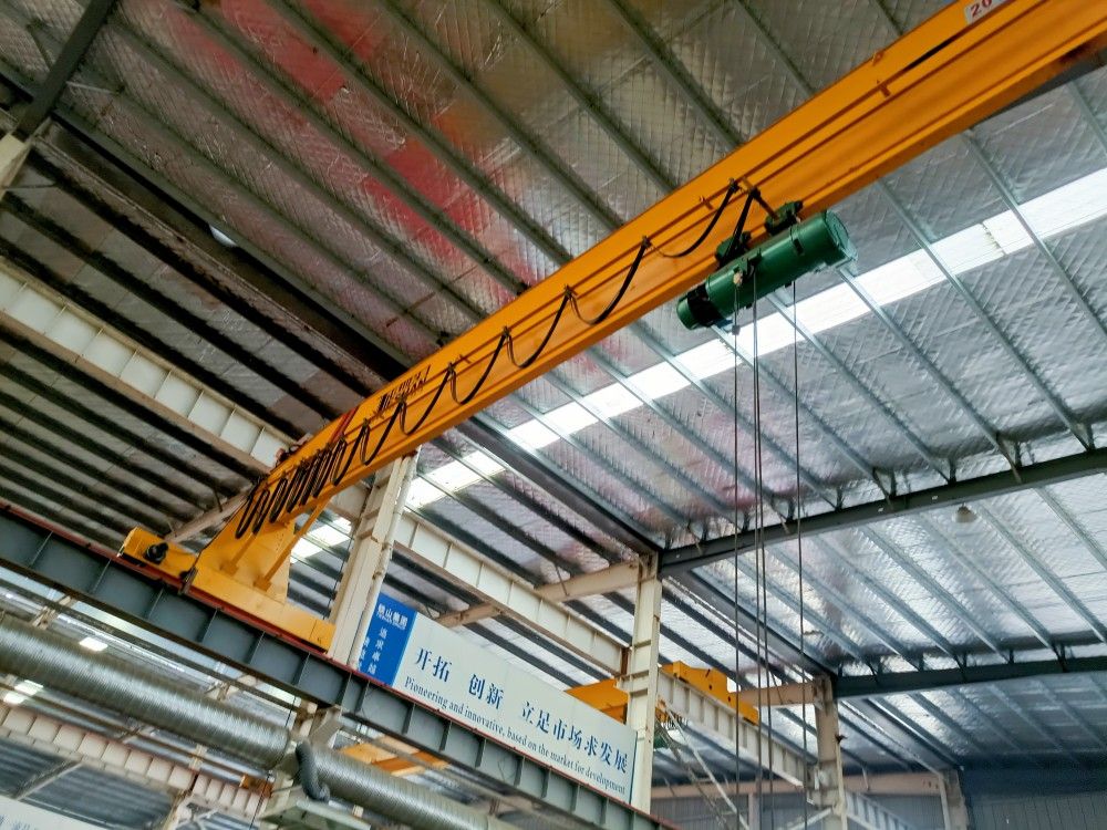 河南鐵山起重機(jī)、LDA型電動(dòng)單梁橋式起重機(jī)、橋吊、天車(chē)、吊機(jī)