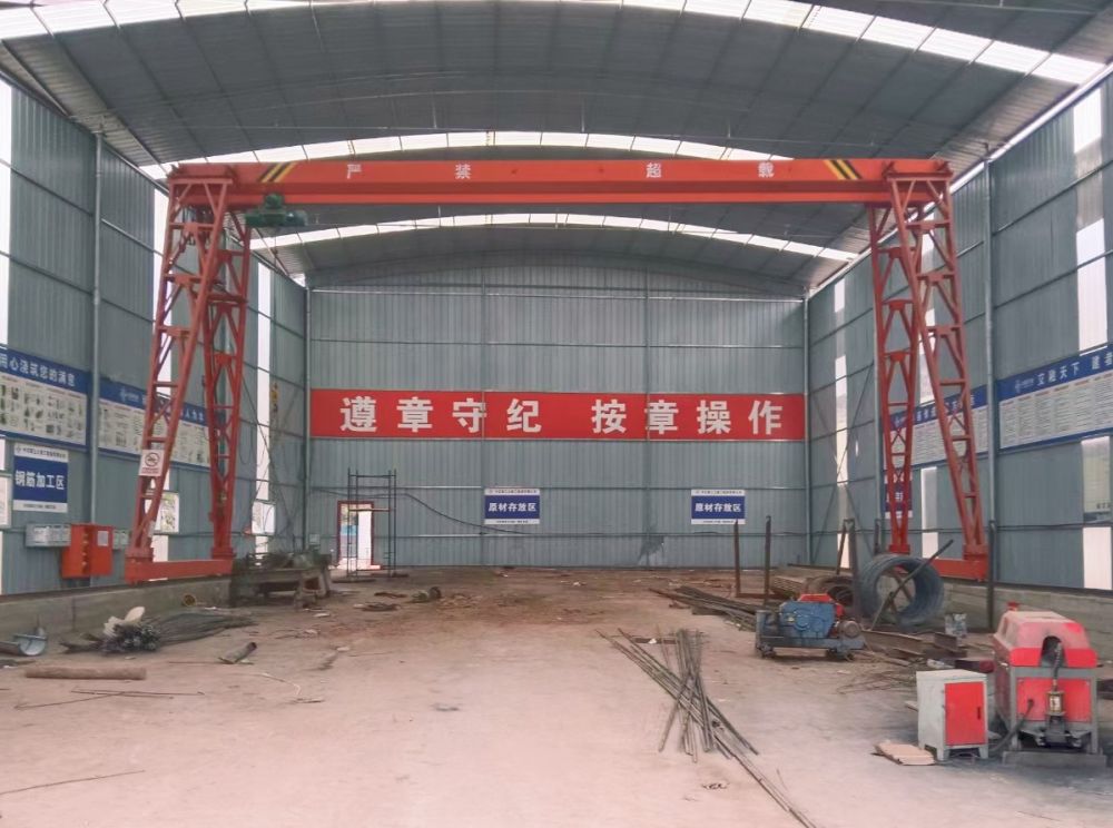 門式起重機(jī)廠家報(bào)價(jià)、龍門吊設(shè)計(jì)制造、安裝維修、租賃出租、搬遷移裝
