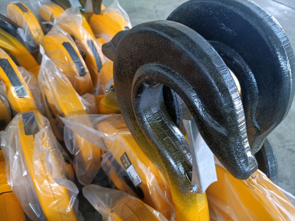 菏澤起重機(jī)械廠家銷售、10噸電動葫蘆吊鉤