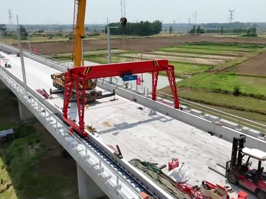 廣東門式起重機、電動單梁龍門吊廠家報價
