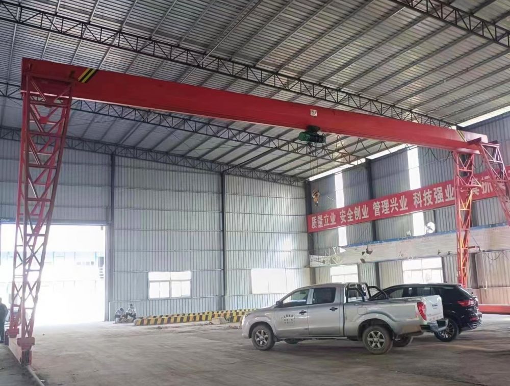 電動門式起重機(jī)、龍門吊生產(chǎn)廠家、龍門吊制造、龍門吊安裝維修