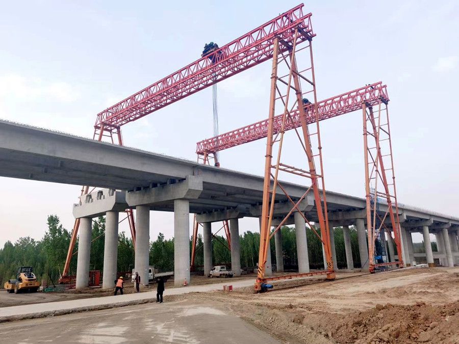 西藏拉薩龍門吊、路橋工程提梁機(jī)、門式起重機(jī)廠家銷售安裝維修