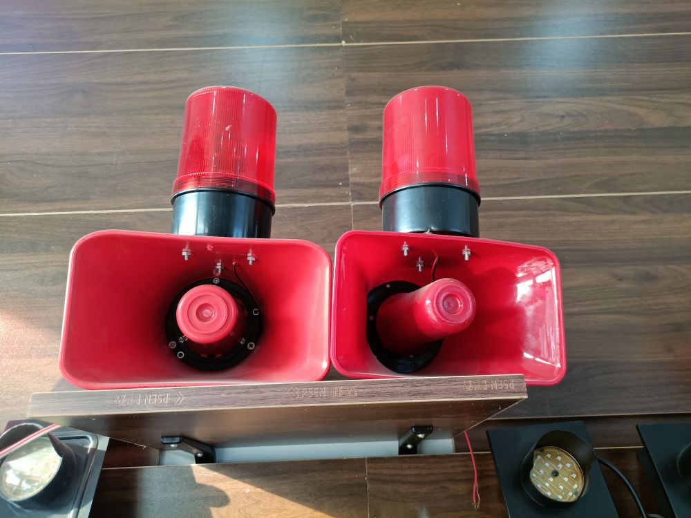 起重電氣廠家品牌、起重機(jī)運(yùn)行警報(bào)器、喊話器喇叭批發(fā)安裝更換及價(jià)格