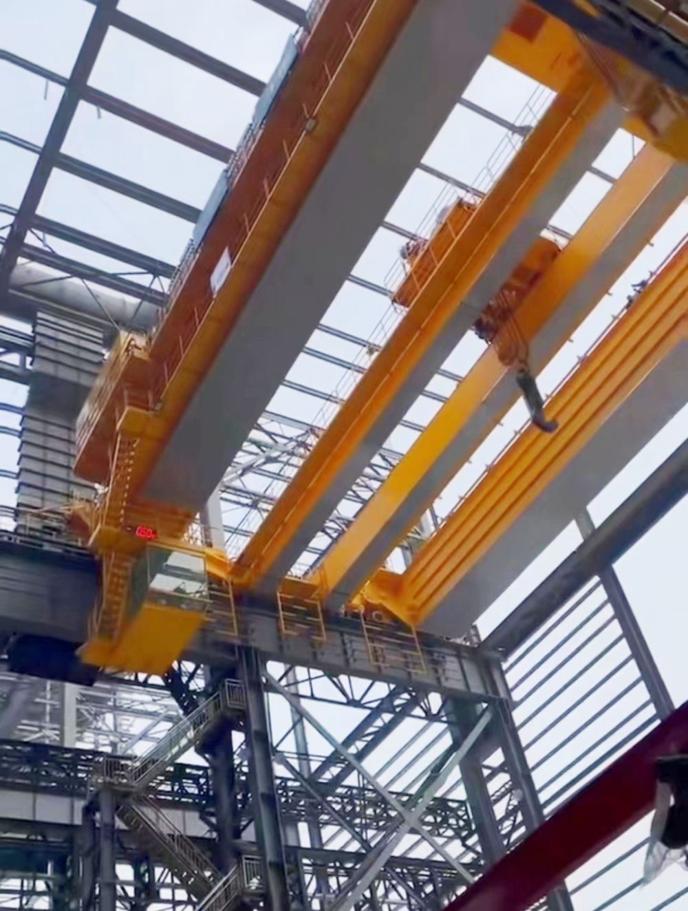 福建冶金吊、四梁鍛造起重機(jī)、YZ/YZS型鑄造橋式起重機(jī)