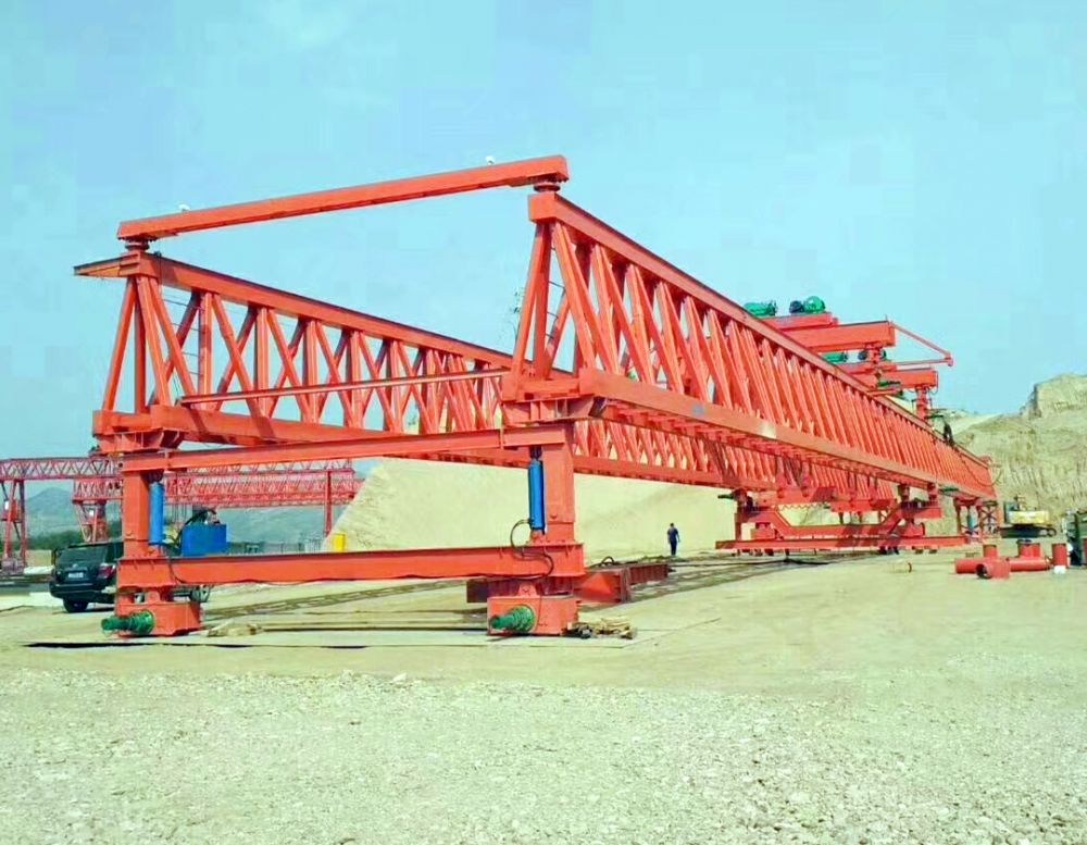 資陽(yáng)架橋機(jī)、架橋機(jī)廠家安裝維修、新東方架橋機(jī)、路橋門機(jī)