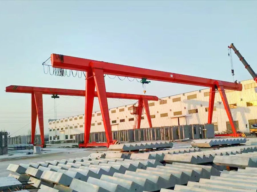 新疆烏魯木齊龍門(mén)吊廠家、MH型電動(dòng)單梁門(mén)式起重機(jī)安裝維修
