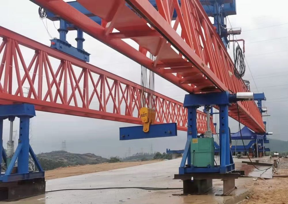 公路鐵路高鐵架橋機(jī)、架橋機(jī)租賃出租、搬遷移裝