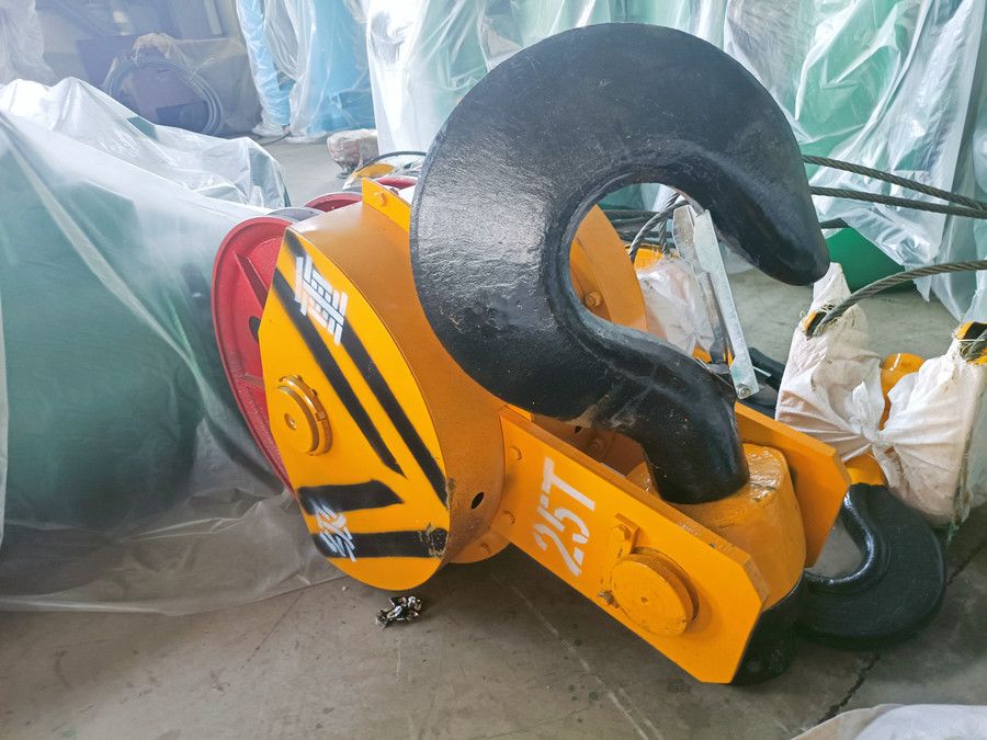 徐州起重吊鉤銷售-雙梁吊鉤、電動葫蘆吊鉤、吊具