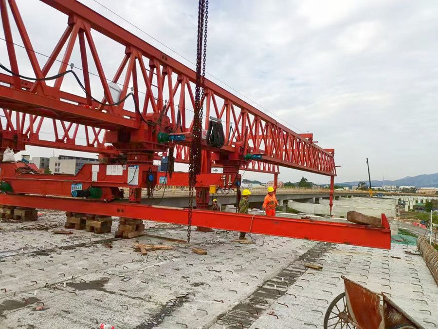 蘭州架橋機(jī)、蘭州路橋起重設(shè)備供貨安裝、租賃回收