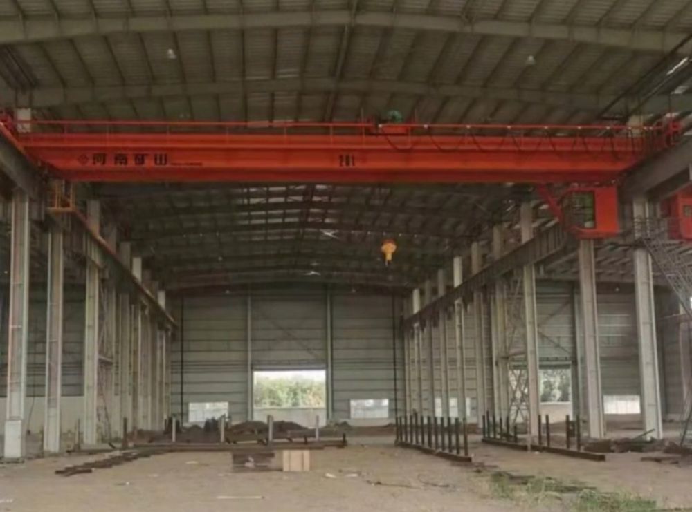 QD型通用吊鉤橋式起重機(jī)、雙梁起重機(jī)、天車吊機(jī)廠家
