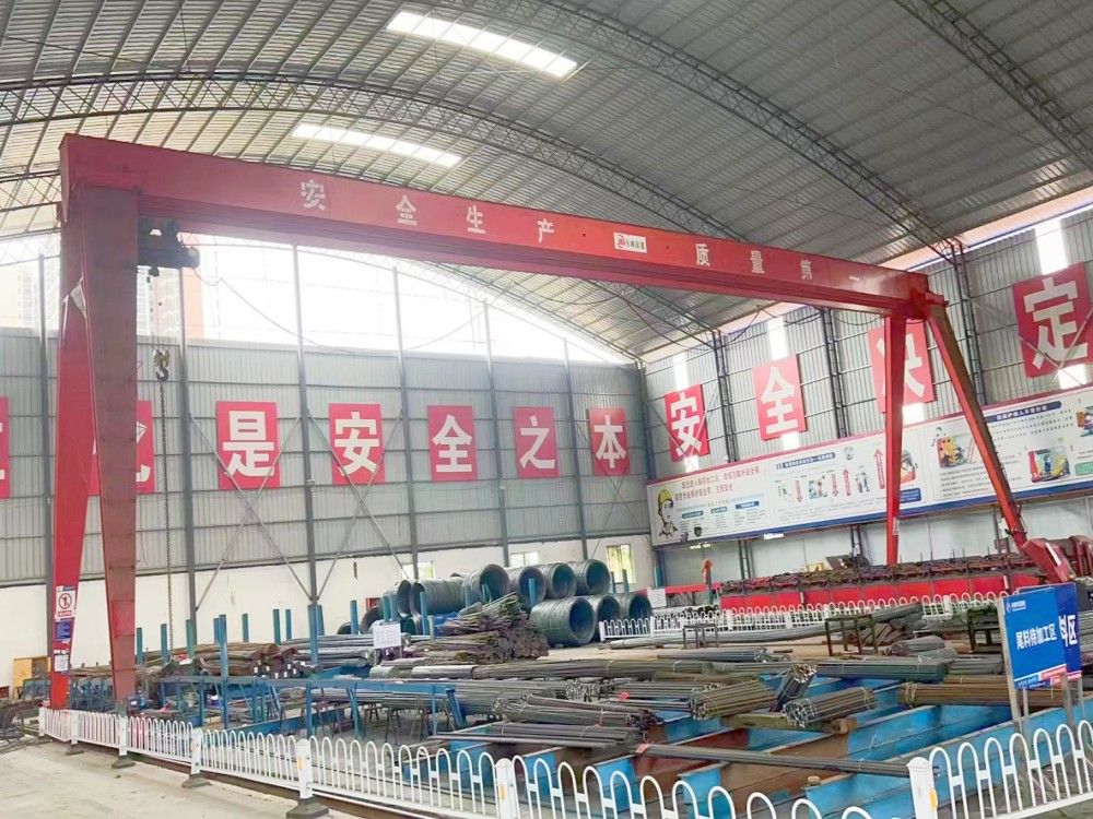 龍門吊廠家品牌、MH型電動(dòng)單梁門式起重機(jī)制造、安裝維修