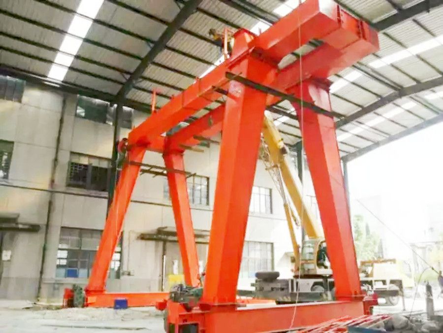 商丘雙梁龍門吊、MG型電動(dòng)雙梁門式起重機(jī)