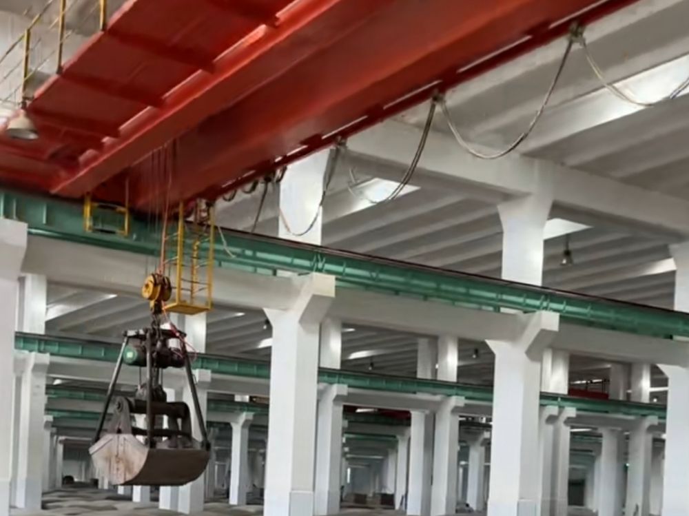 電動(dòng)抓斗橋式起重機(jī)、西安起重機(jī)廠家、價(jià)格