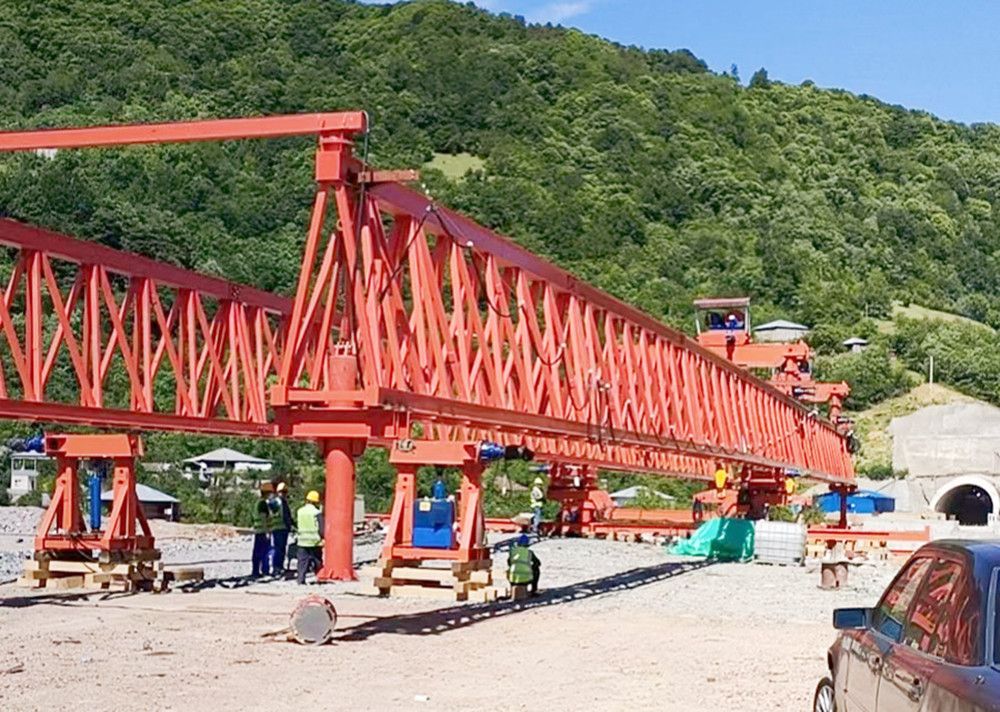 貴州遵義路橋起重機械、自平衡架橋機廠家銷售、安裝維修