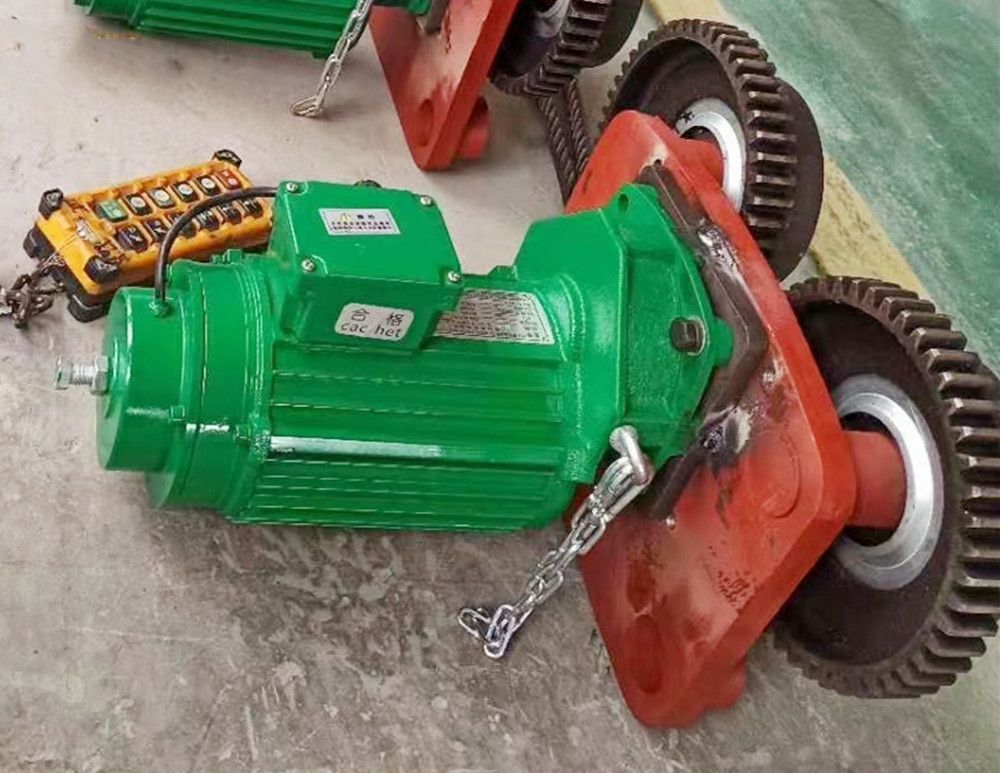 南昌市三合一電動機、天車運行端梁馬達廠家批發(fā)