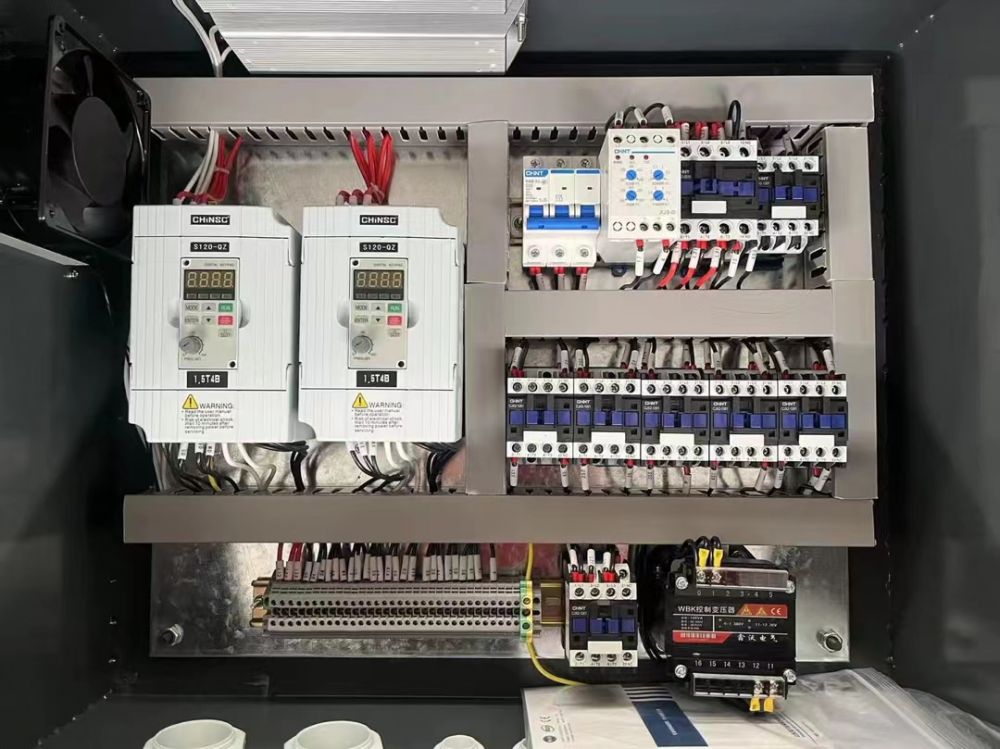 起重機(jī)電器控制箱柜廠家定制、高低壓/變頻器設(shè)計(jì)定制、安裝改造維修