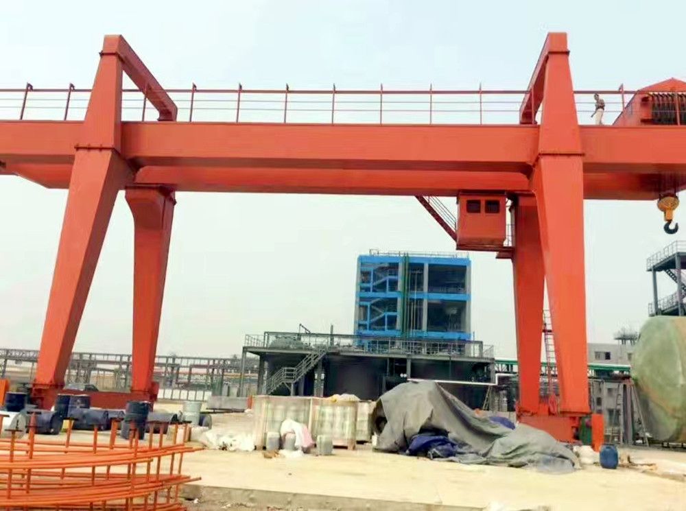 山東門式起重機(jī)、聊城市雙梁龍門吊廠家銷售安裝告知
