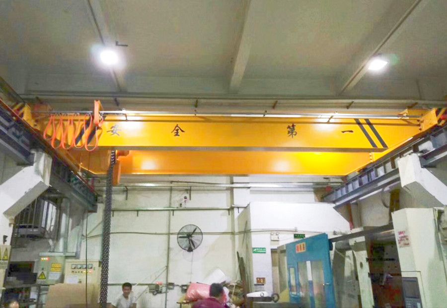 海南三亞起重機(jī)械、LH型電動葫蘆雙梁橋式起重機(jī)