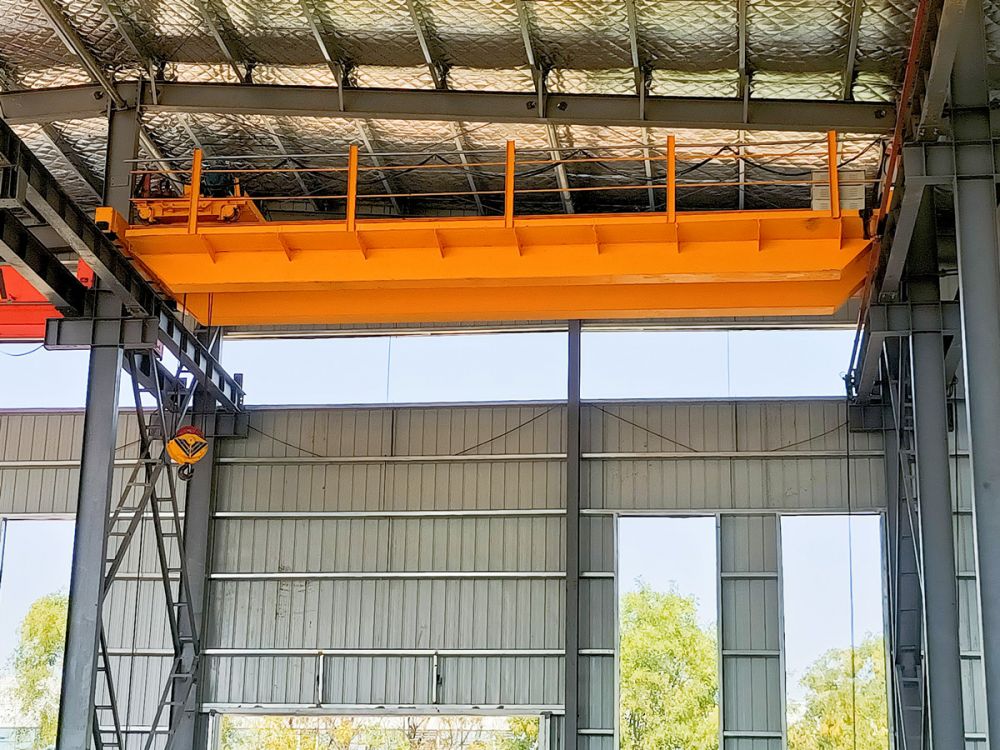 礦山起重機(jī)、橋式雙梁天車、吊機(jī)、行吊廠家、型號(hào)、參數(shù)、安裝維修