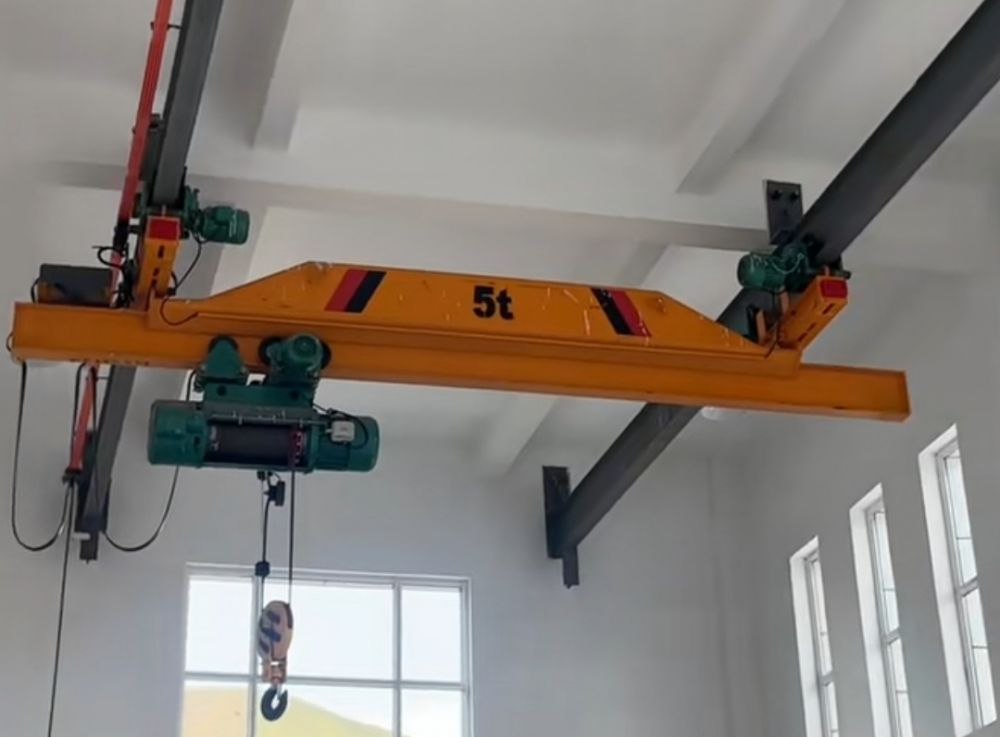西安行車(chē)廠家報(bào)價(jià)、LX型電動(dòng)單梁懸掛起重機(jī)