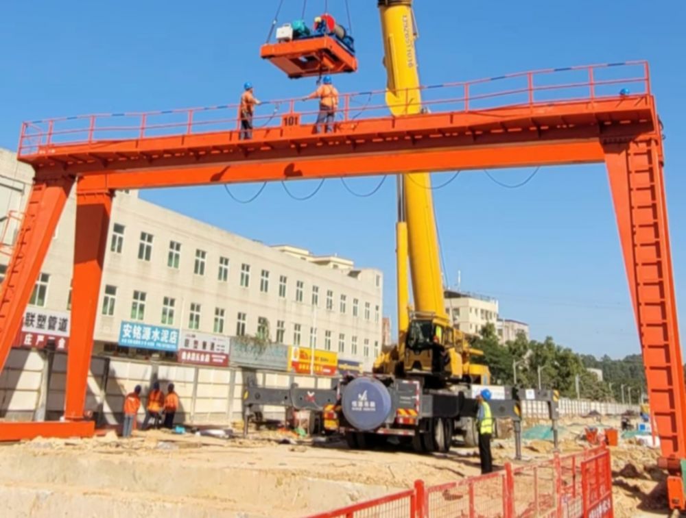 河南龍門(mén)吊廠家、MG型電動(dòng)雙梁門(mén)式起重機(jī)型號(hào)規(guī)格、價(jià)格