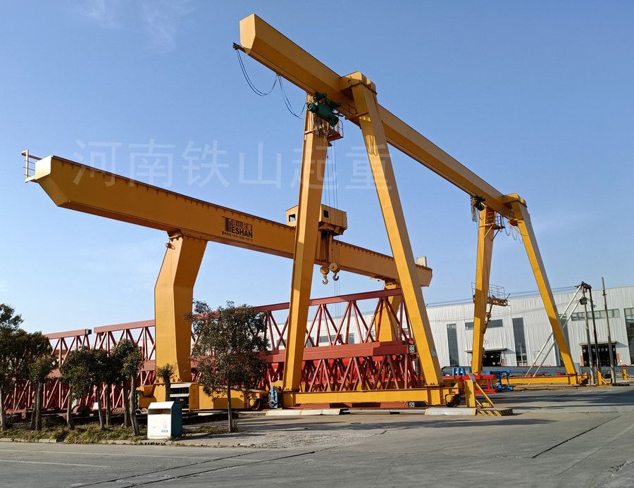 單梁龍門吊、L型單主梁門式起重機(jī)、MH型電動(dòng)葫蘆門式起重機(jī)