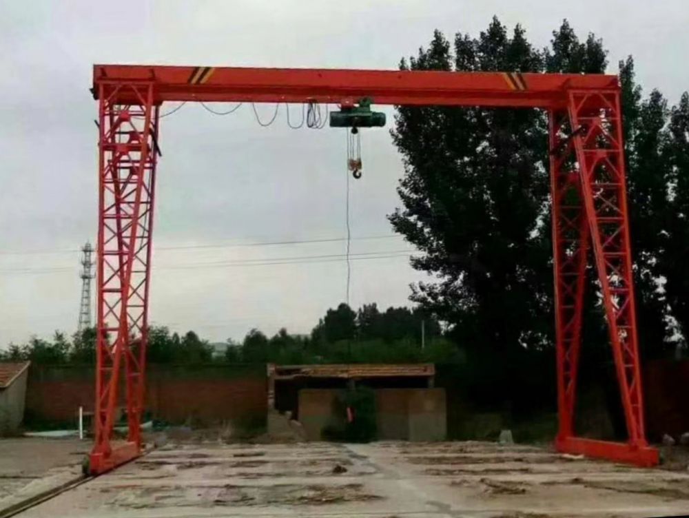 浙江寧波龍門吊、MH型電動(dòng)單梁門式起重機(jī)