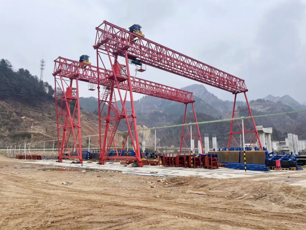 南寧提梁機(jī)、MG型電動(dòng)雙梁門式起重機(jī)廠家銷售服務(wù)
